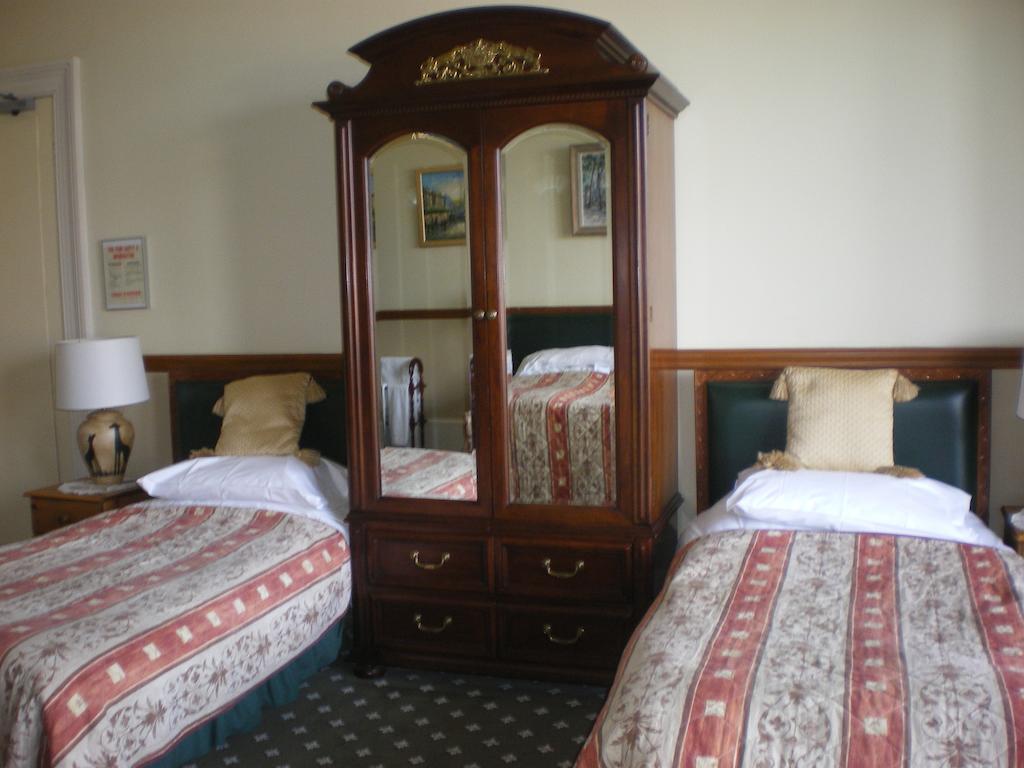 Langley Bank Guest House エアー エクステリア 写真